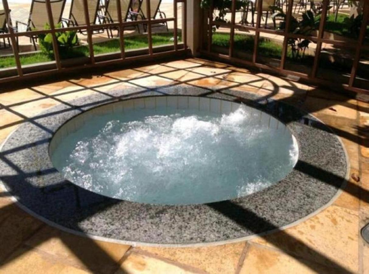 Lacqua Diroma V: Waterpark-Adjacent Apartment Caldas Novas Exterior photo